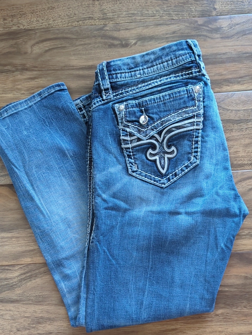 Rock Revival Ennis Easy Crop Jeans